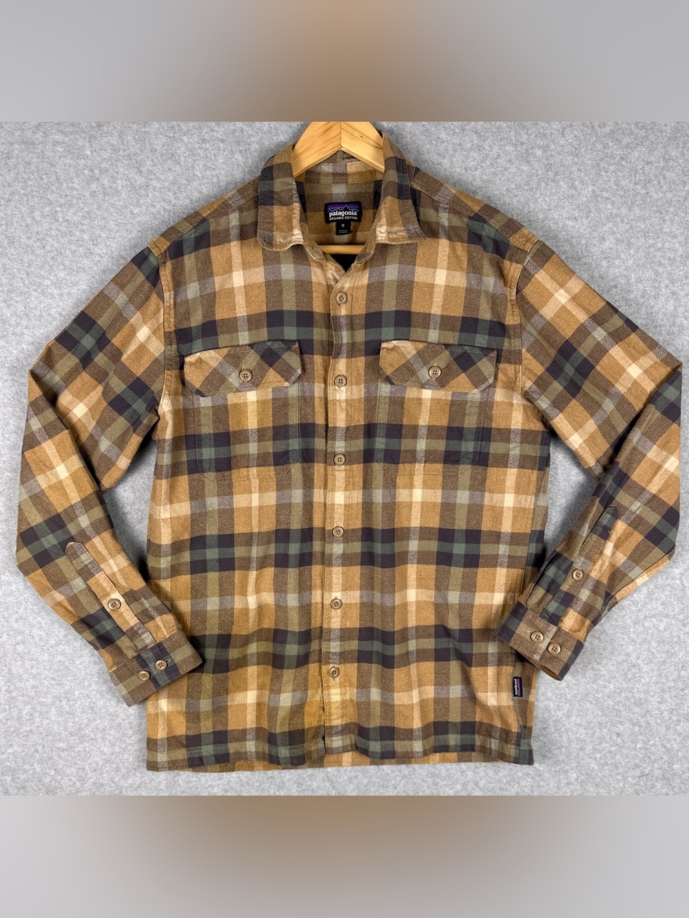 Patagonia Men's M Organic Cotton Plaid Flannel Shirt Brown Green Outdoor